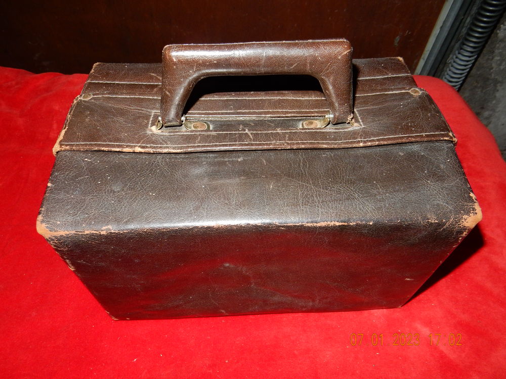 Mallette m�dicale 45 Ruelisheim (68)