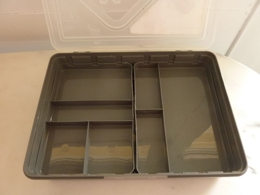 Mallette de rangement � compartiments 8 Tassin-la-Demi-Lune (69)