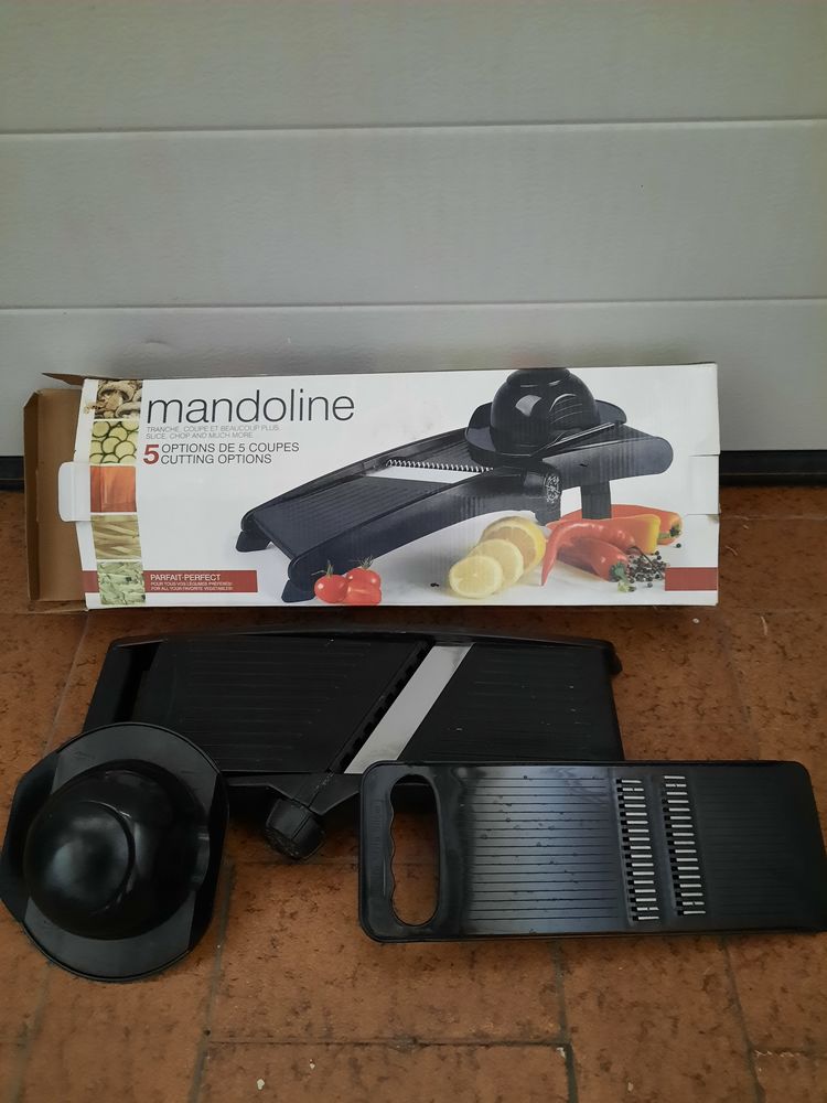 MANDOLINE 5 hauteurs 10 Perpignan (66)