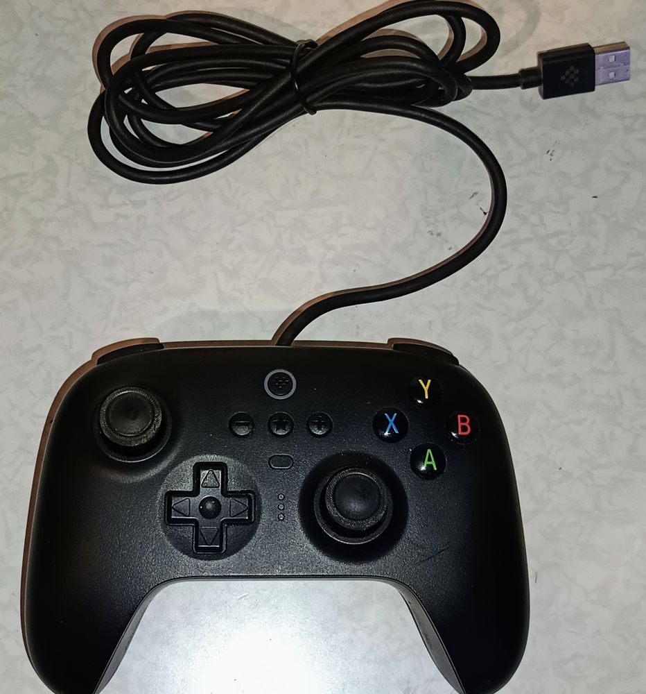 Manette 8Bitdo Ultimate Noire Filaire Noire pour PC Windows 30 Courbevoie (92)