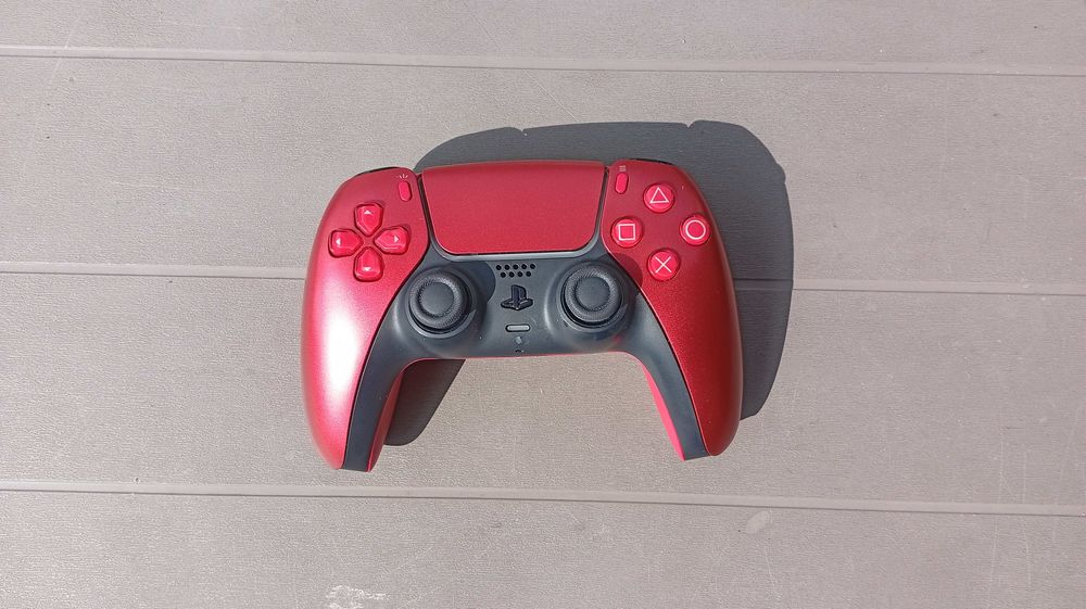 Manette PS5 Dualsense Officielle Rouge 60 Jumilhac-le-Grand (24)