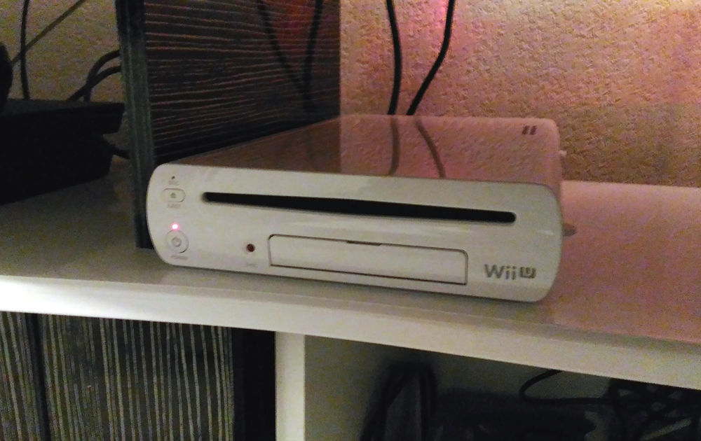 Wii U 24 Go + manette + gamepad + jeux 200 Saint-Quentin-de-Baron (33)