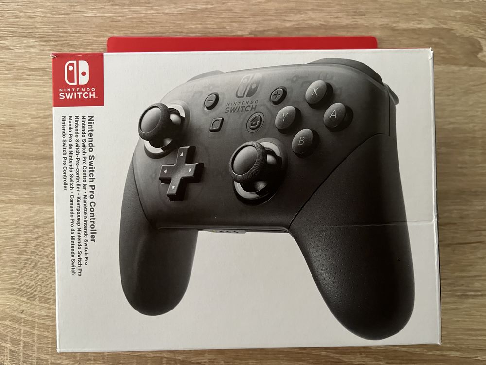 Manette Nintendo Switch pro noir 50 Rouen (76)