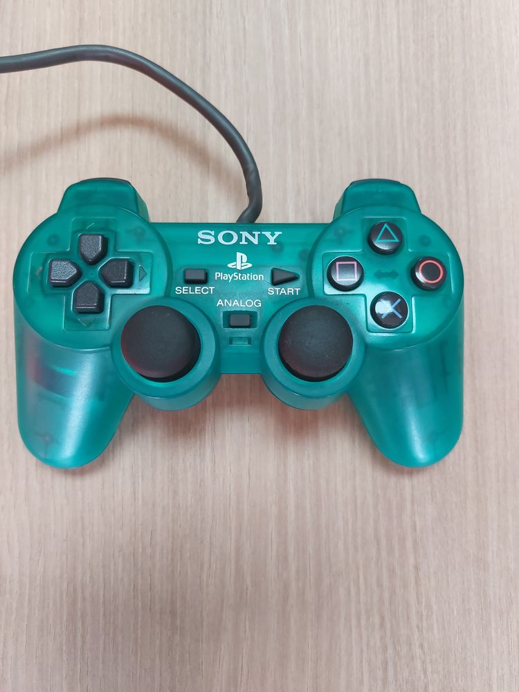 Manette officiel Playstation Vert Bleu TBE 30 Besse-sur-Issole (83)