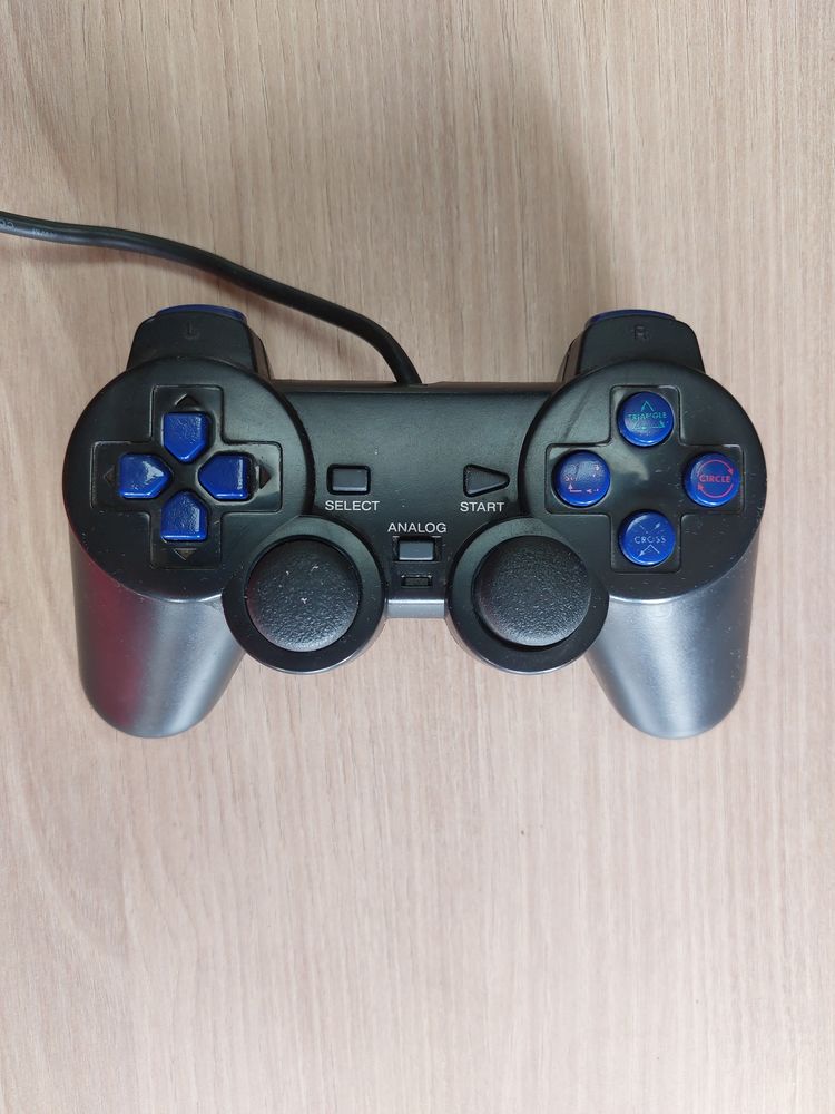 Manette non Officiel pour PS2 Noir TBE 20 Besse-sur-Issole (83)