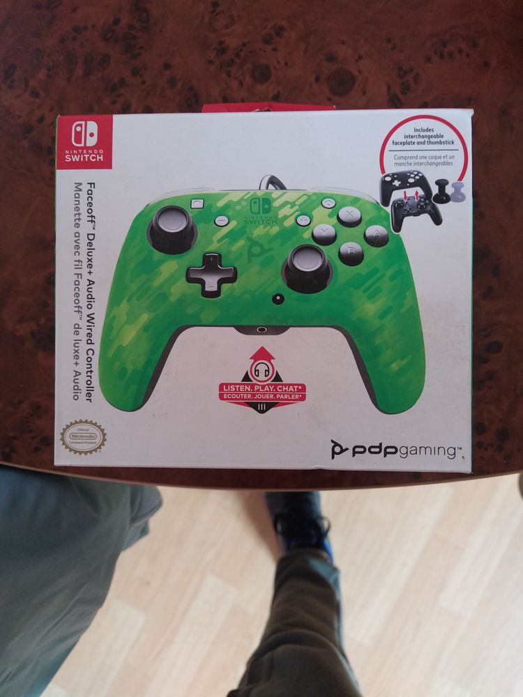 manette pro de Switch 0 Villeneuve (04)