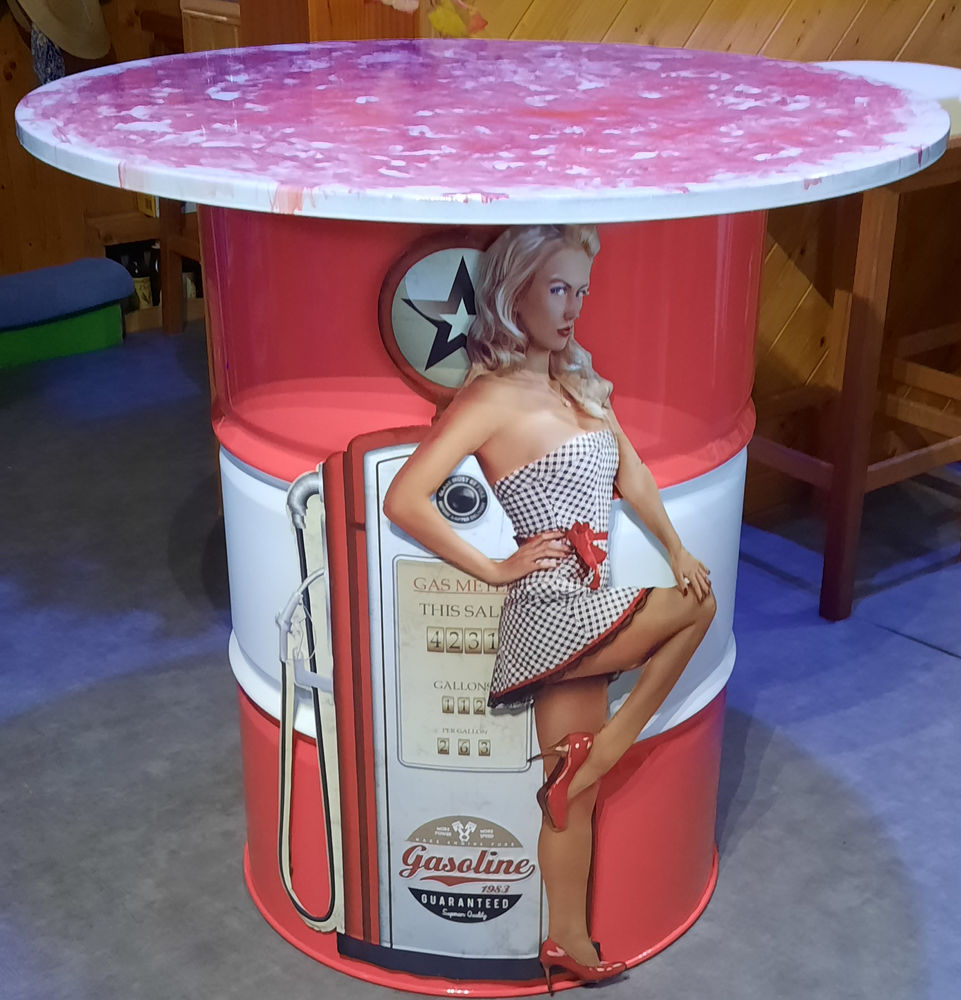 Mange debout & tabourets f�t. 1 Issoire (63)