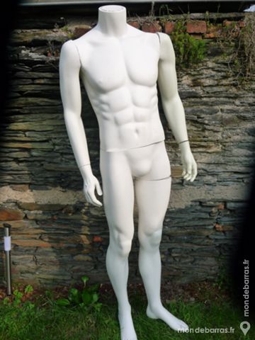 Mannequin ancien 150 Angers (49)