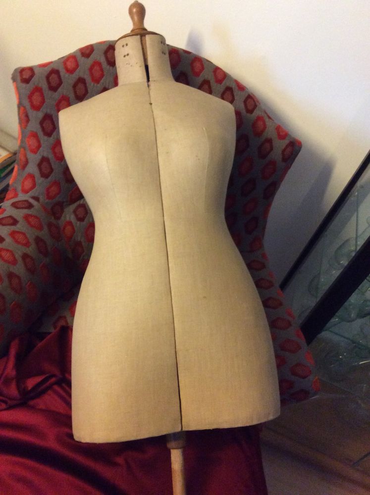 Mannequin Couture d’occasion Plus que 3 à 60