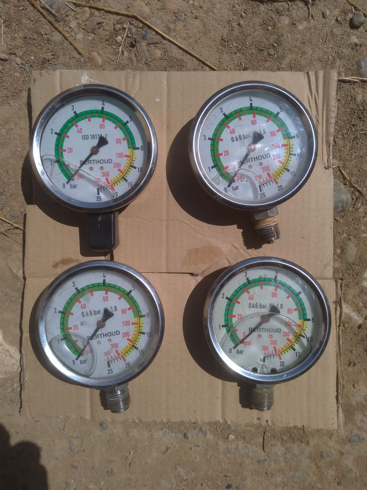 Lot Manom�tres pour pulv�risateur 120 Pind�res (47)