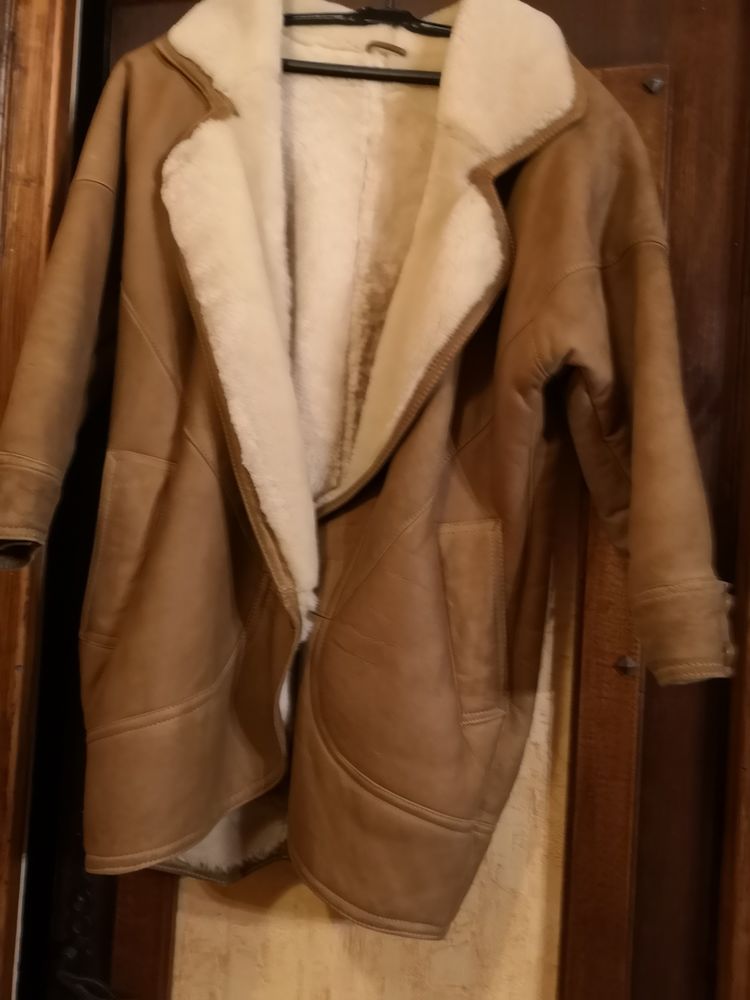 MANTEAU 3/4 EN AGNEAU RETOUNEE 150 Champs-sur-Yonne (89)