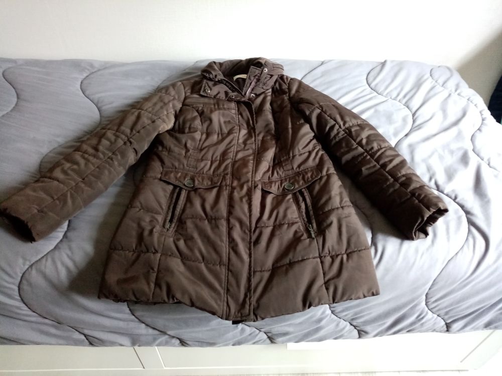 Manteau anorak EN TRES BON ETAT trois quart marron taille 42 2.5 Chartres (28)