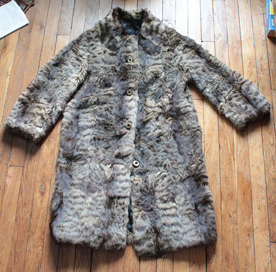 MANTEAU CHAT tigr� 200 Paris 19 (75)