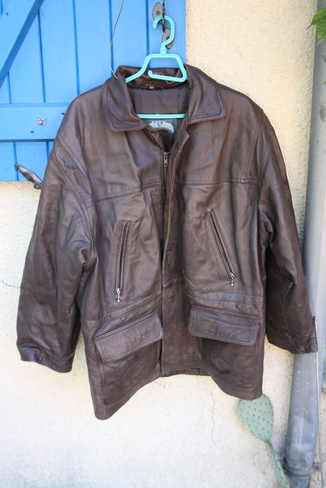 Manteau, cuir v�ritable 30 Saint-Aubin-de-M�doc (33)