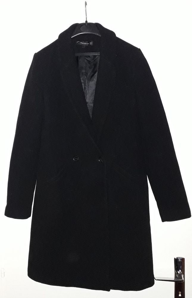 Manteau droit noir taille XS 10 Le Ch�telet-en-Brie (77)