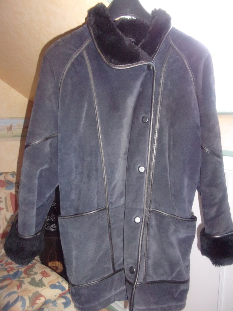 MANTEAU FEMME CROUTE DE CUIR ET FOURRURE 15 Cosne-Cours-sur-Loire (58)