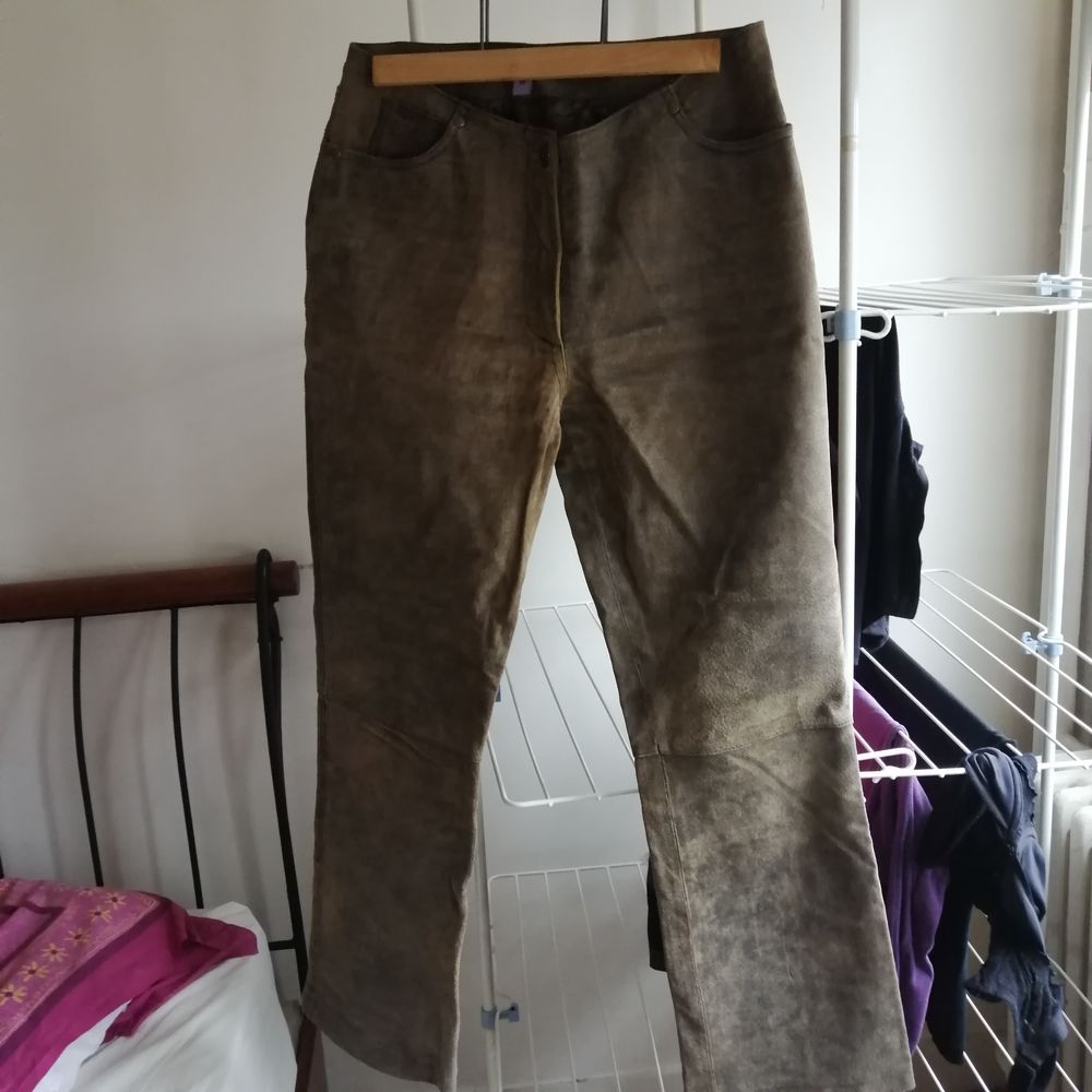 Manteau femme fausse fourrure 15 Paris 19 (75)