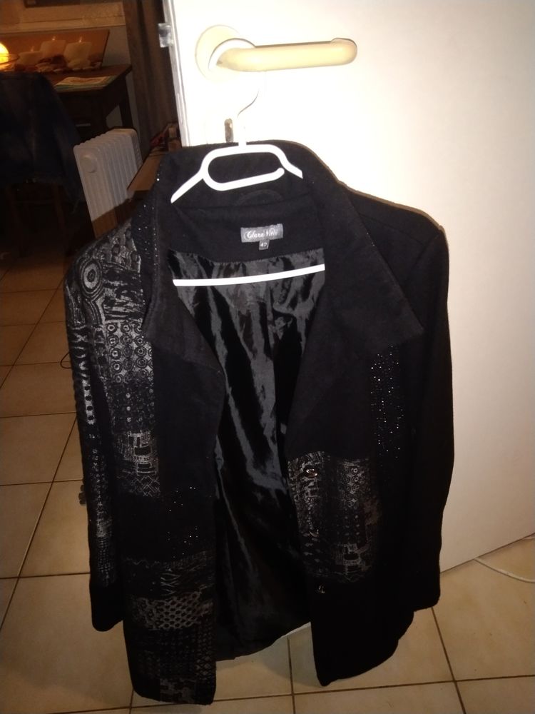 Manteau femme taille 42 40 Castres (81)