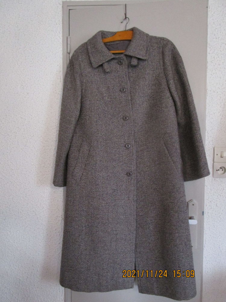 manteau femme 20 Aubenas (07)