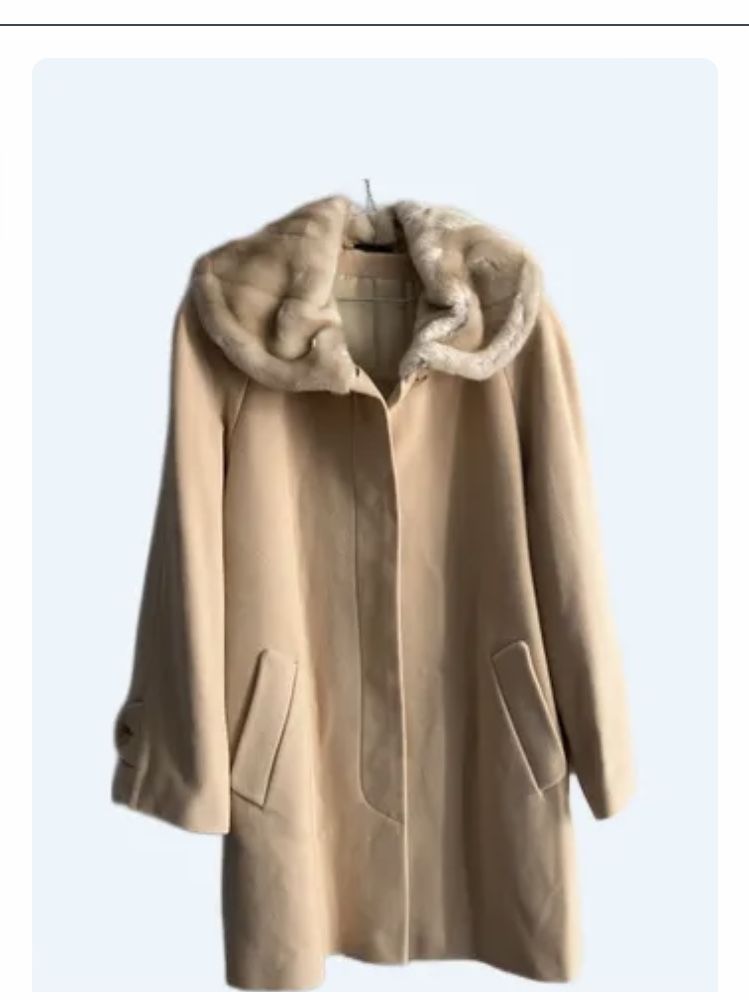 Manteau en feutrine 20 Issy-les-Moulineaux (92)