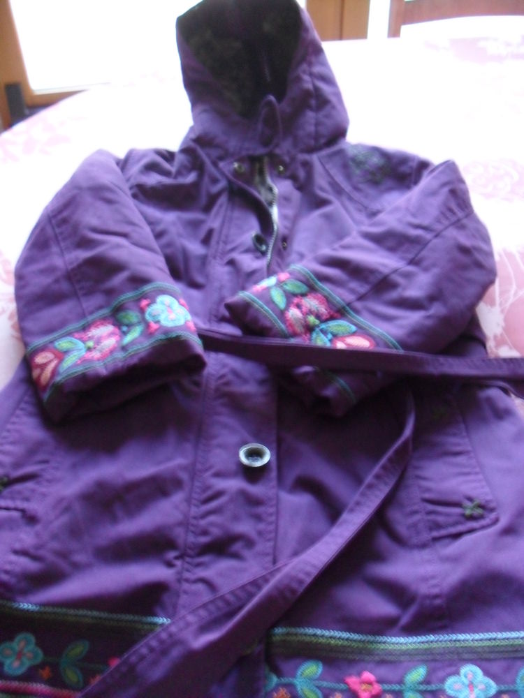 Manteau fille
DESIGUAL
CATIMINI
5 ANS
15 Bauvin (59)