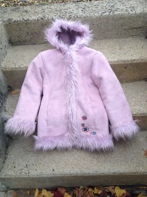 10 ANS - MANTEAU - FILLE
8 Louveciennes (78)