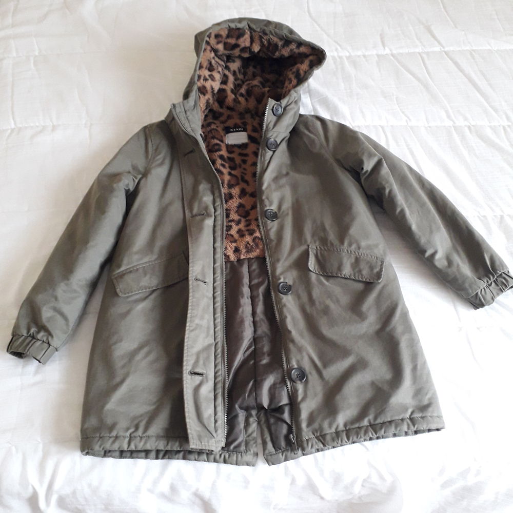 MANTEAU FILLE 10 Saint-Cyr-sur-Menthon (01)