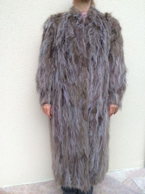 manteau fourrure rat d'Am�rique 300 Lentilly (69)