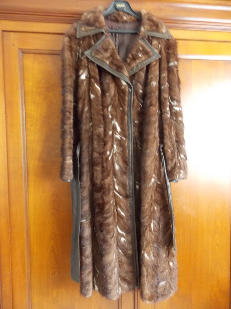 Manteau fourrure chevrette 100 Montpellier (34)