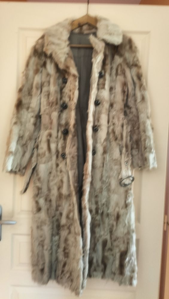 manteau fourrure de ragondin 0 Saint-Pierre-le-Vieux (71)