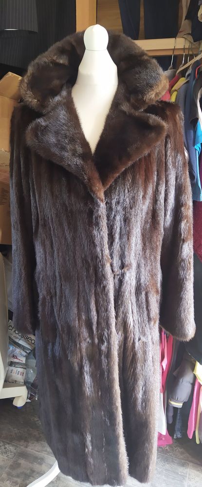 Manteau fourrure 800 Les Rosiers-sur-Loire (49)