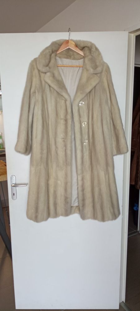 manteau fourrure 300 Palavas-les-Flots (34)