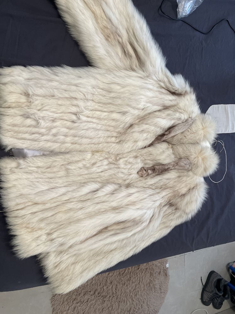 Manteau fourrure 300 Fr�jus (83)