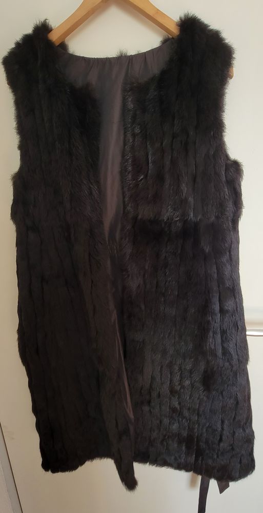Manteau gilet sans manches en fourrure 200 Le Cr�s (34)