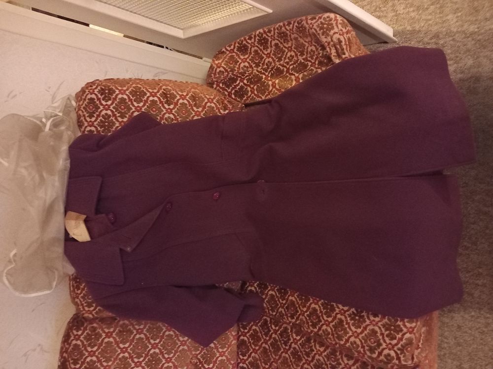 MANTEAU GRENAT 50 Ivry-sur-Seine (94)