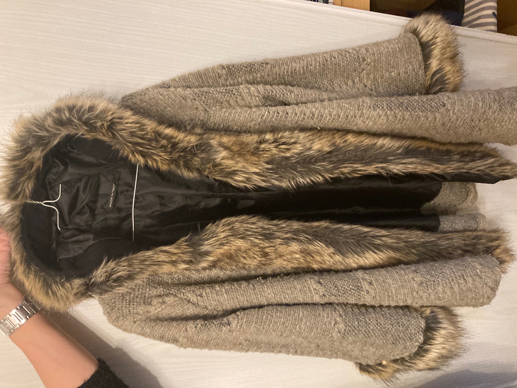 Manteau d'hiver en fourrure synth�tique avec capuche 0 Di�moz (38)