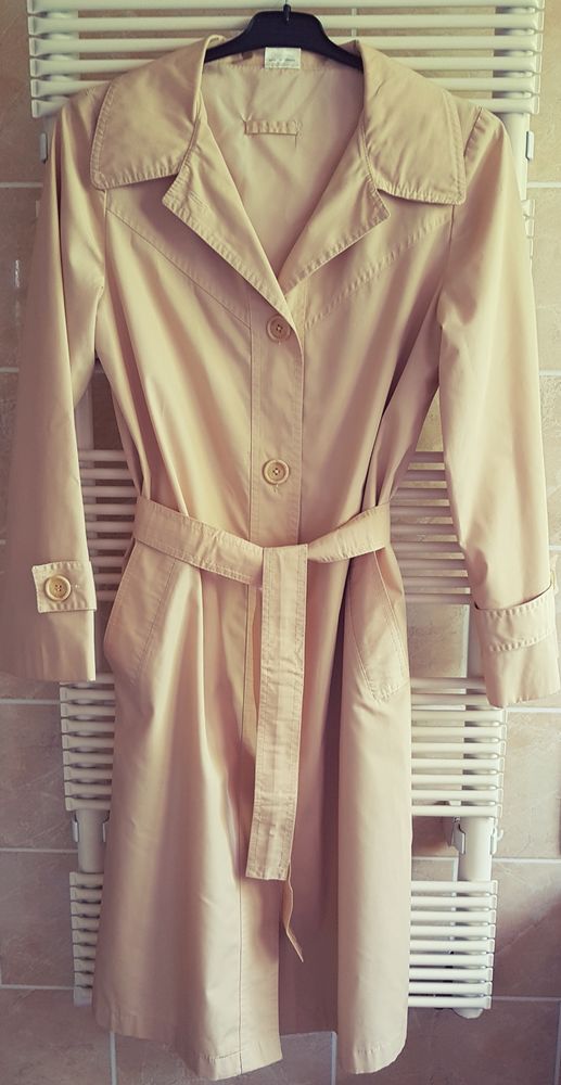 Manteau imperm�able beige 20 Marignane (13)