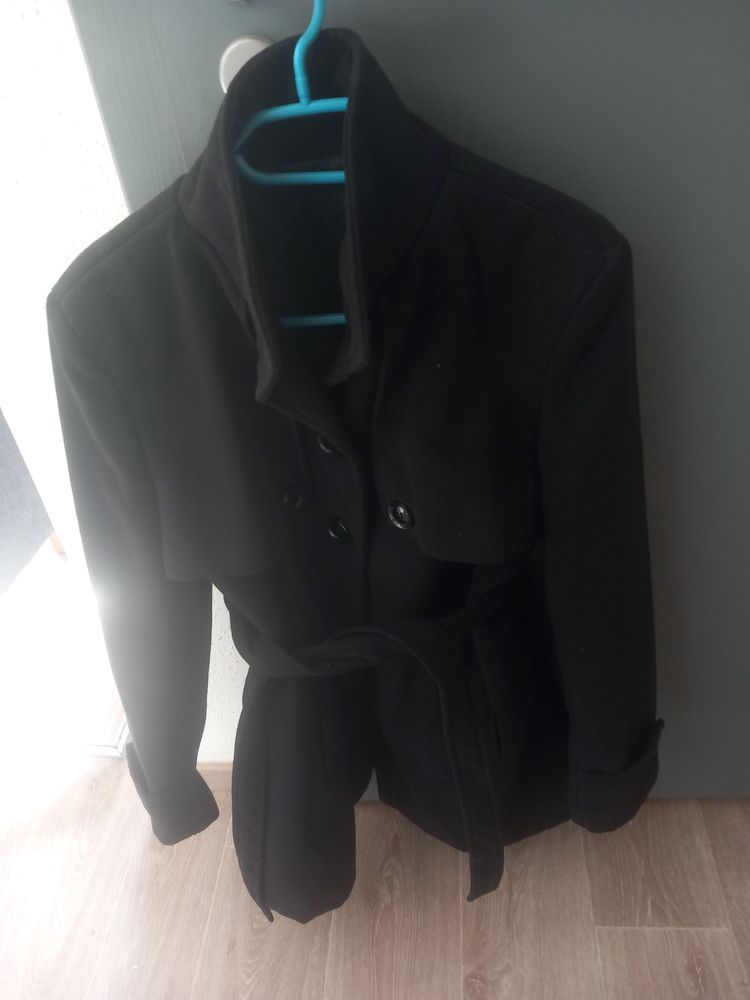 MANTEAU LONG NOIR
10 Holtzheim (67)