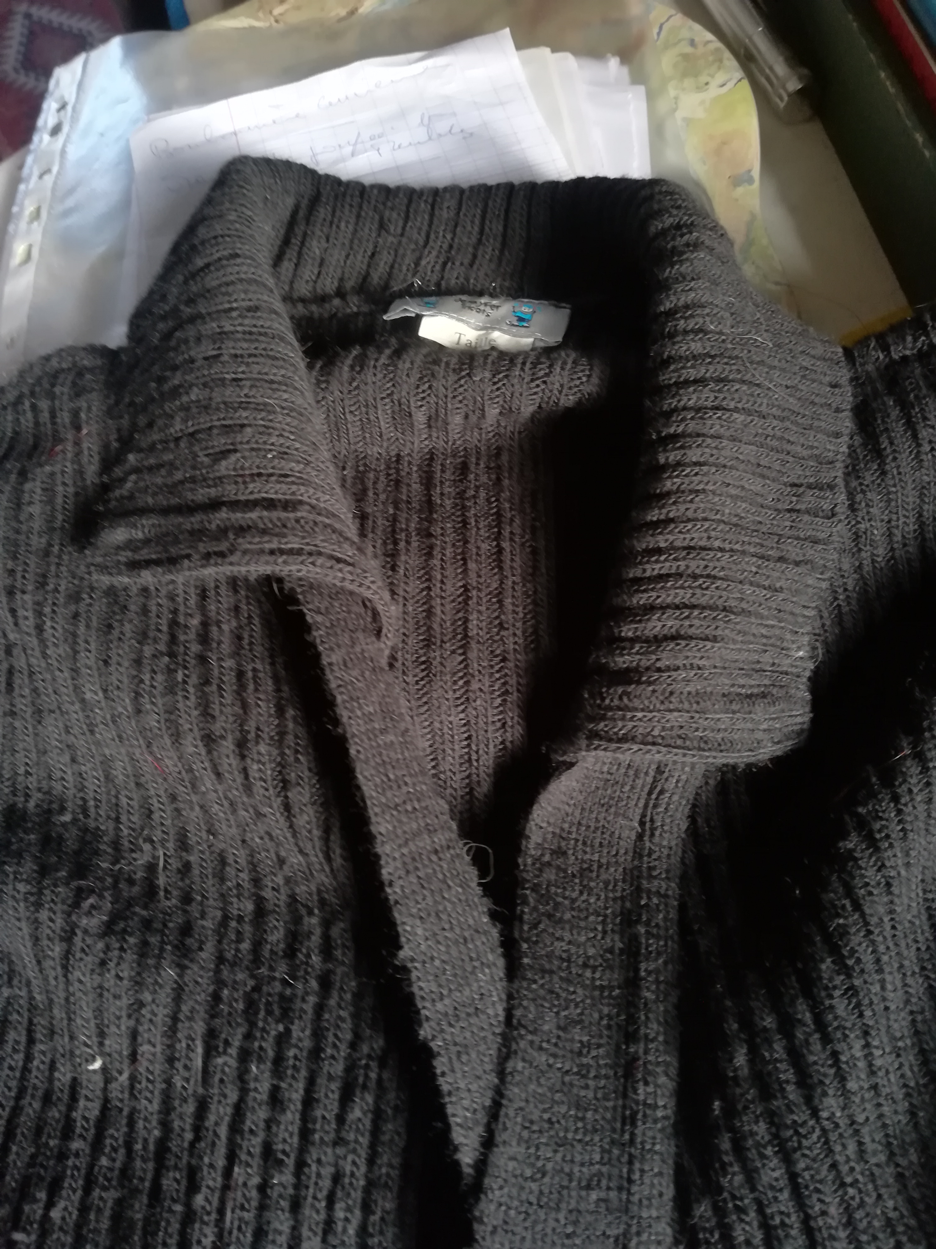 Manteau long en tricot  5 Pantin (93)