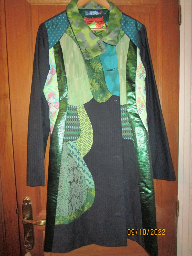 manteau long v�ritable DESIGUAL 135 Chanteloup-en-Brie (77)