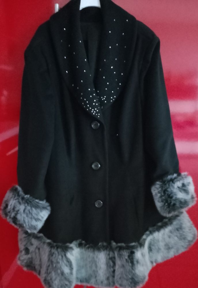 Manteau mi long 40 La Tour-en-Jarez (42)