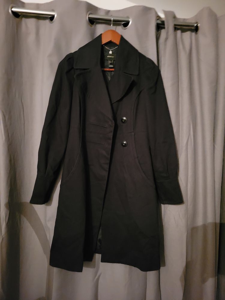 Manteau Mango Suit noir Taille S (EUR)
30 Marseille 2 (13)