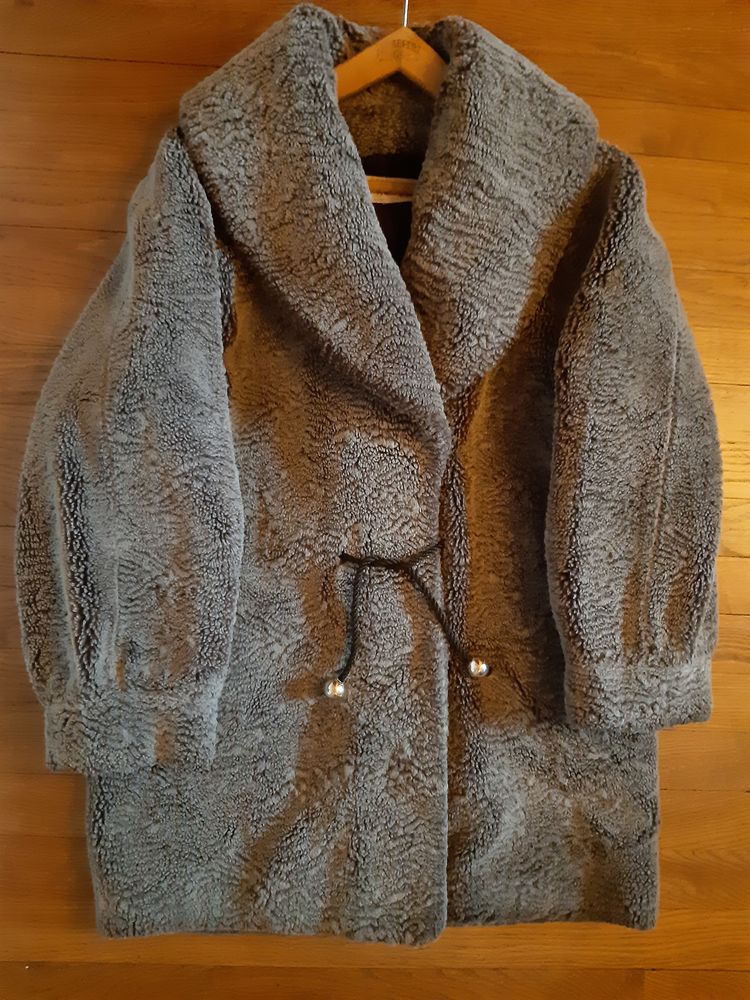 Manteau marque  Comme du Vrai  70 Saint-Quentin (02)