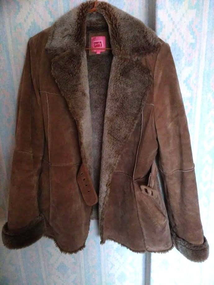 manteau 3/4 marque Derhy en cuir doubl� fourrure taille M 65 Marcq-en-Bar�ul (59)