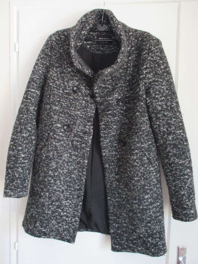 Manteau marque 'ONLY' 13 Castelnau-de-M�doc (33)