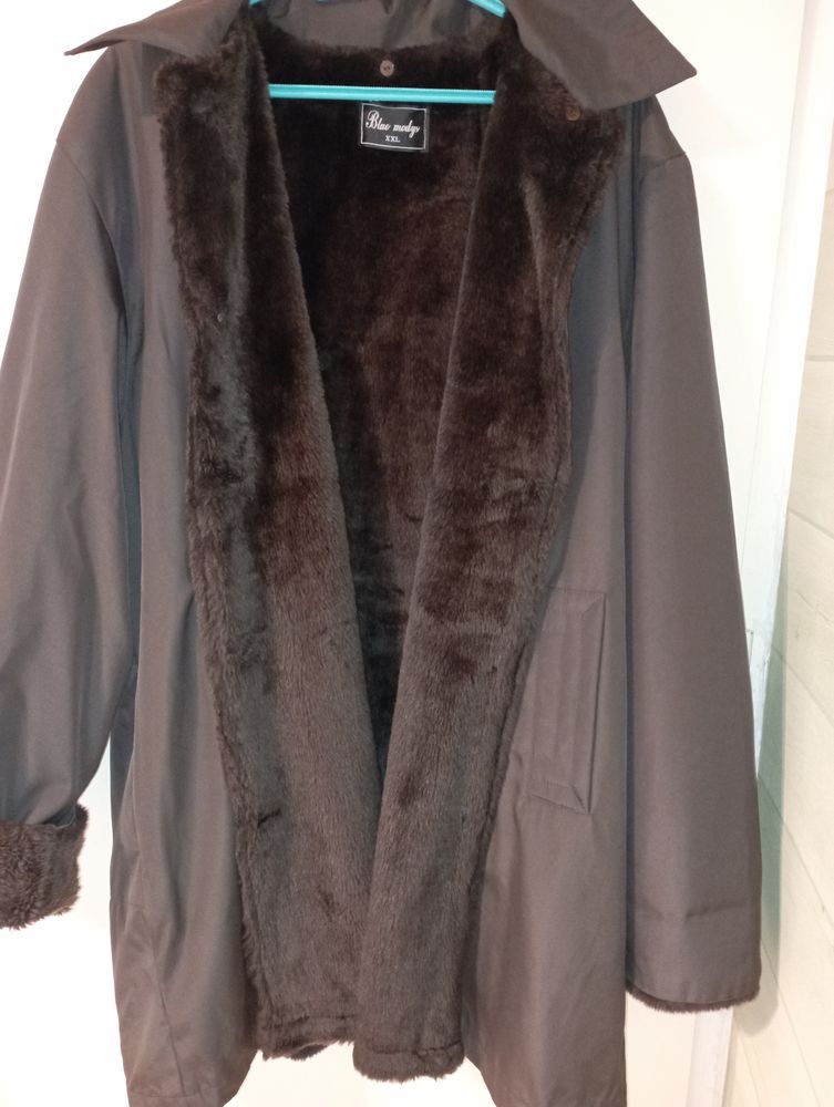 Manteau marron doubl� fourrure. 80 Galgon (33)