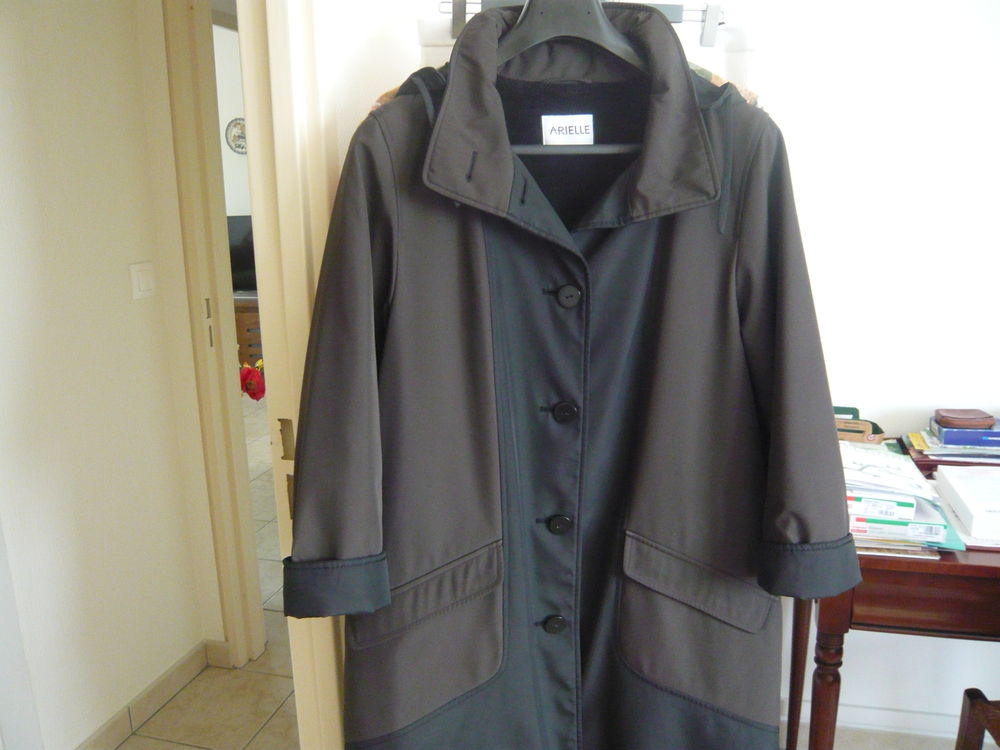 Manteau mati�re imperm�able 30 Bourges (18)