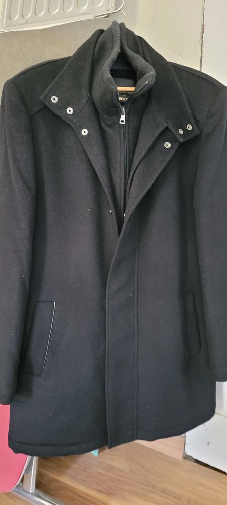 MANTEAU NOIR BRICE 100%LAINE 65 La Garde-Adh�mar (26)