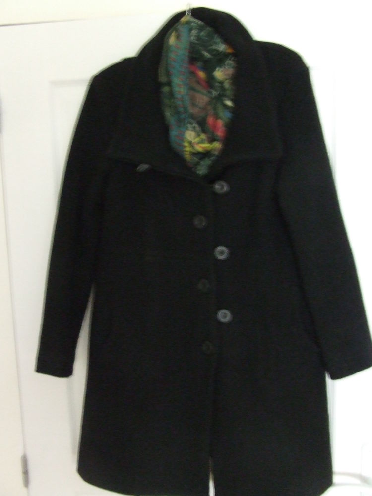 manteau noir  MAHE MAHE 15 Montenois (25)