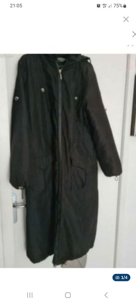 manteau noir matelass� capuche taille 42/44 18 Bron (69)